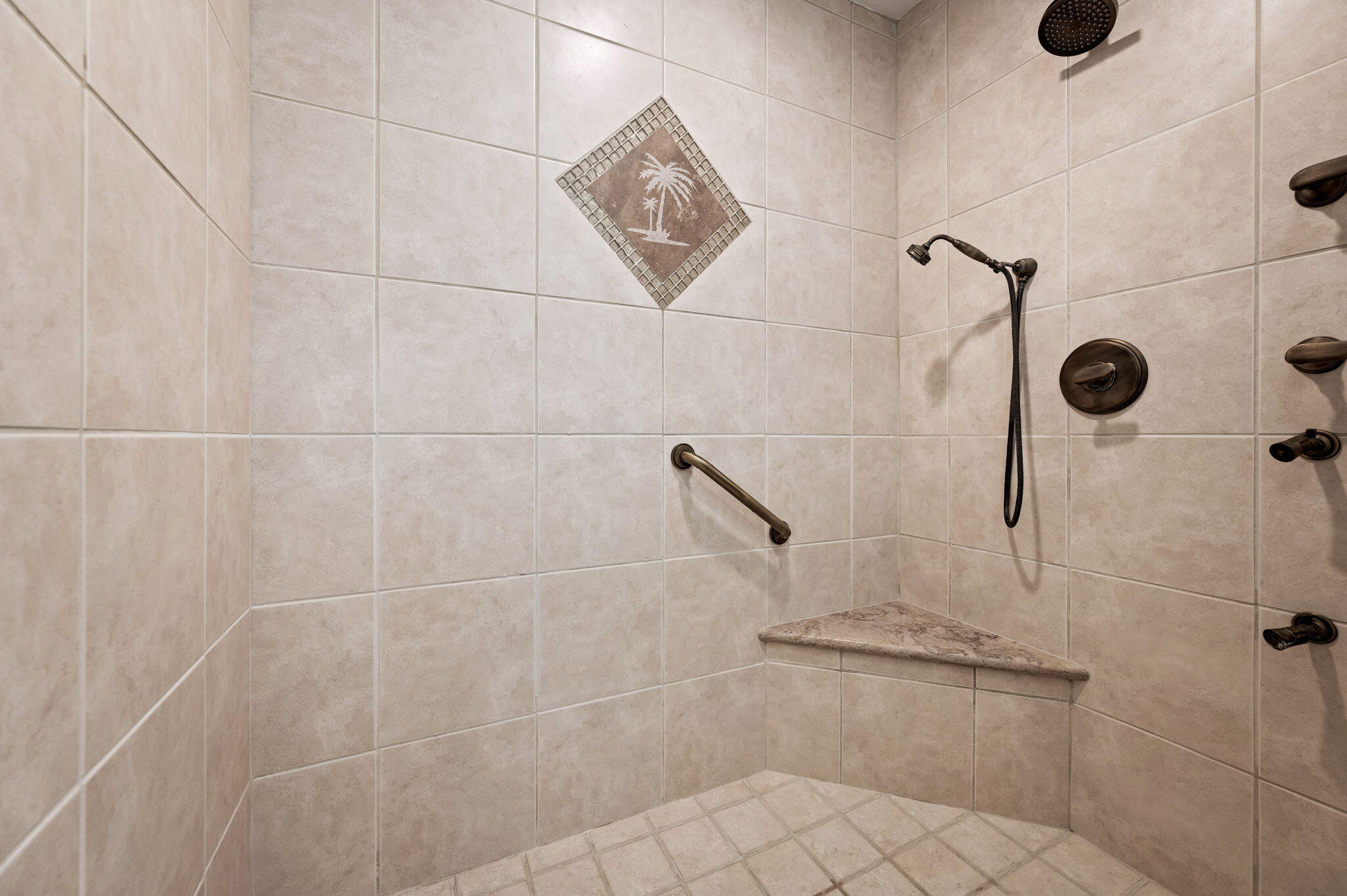 45835 Pawnee Road Indian Wells, CA 92210 - Photo 24 of 46 a bathroom with a shower