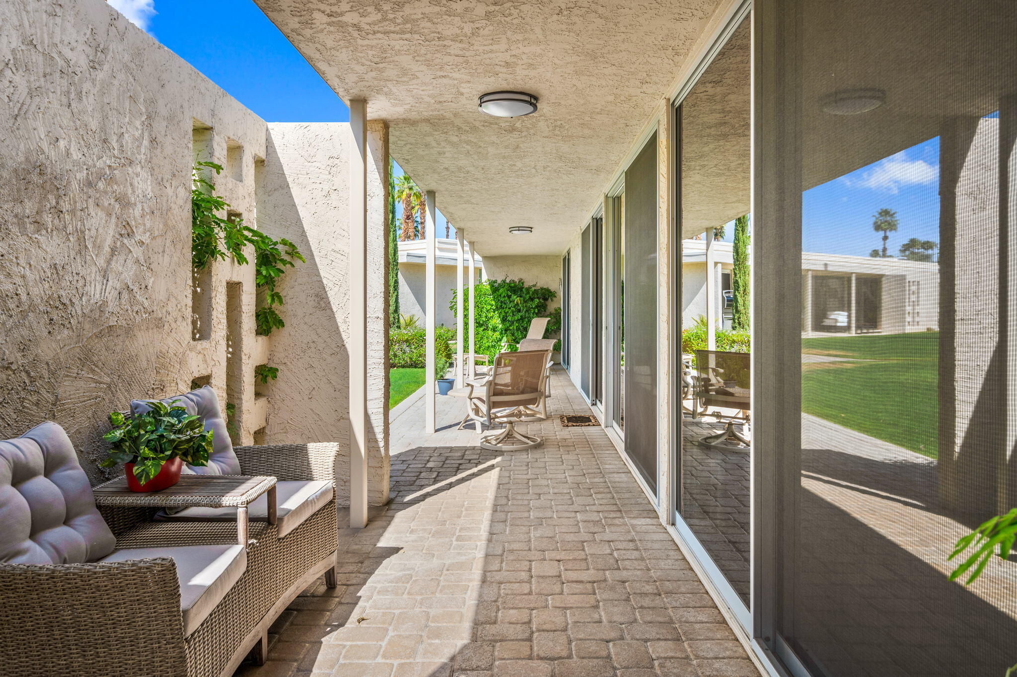 45835 Pawnee Road Indian Wells, CA 92210 - Photo 41 of 46 a lobby with furniture and potted plant