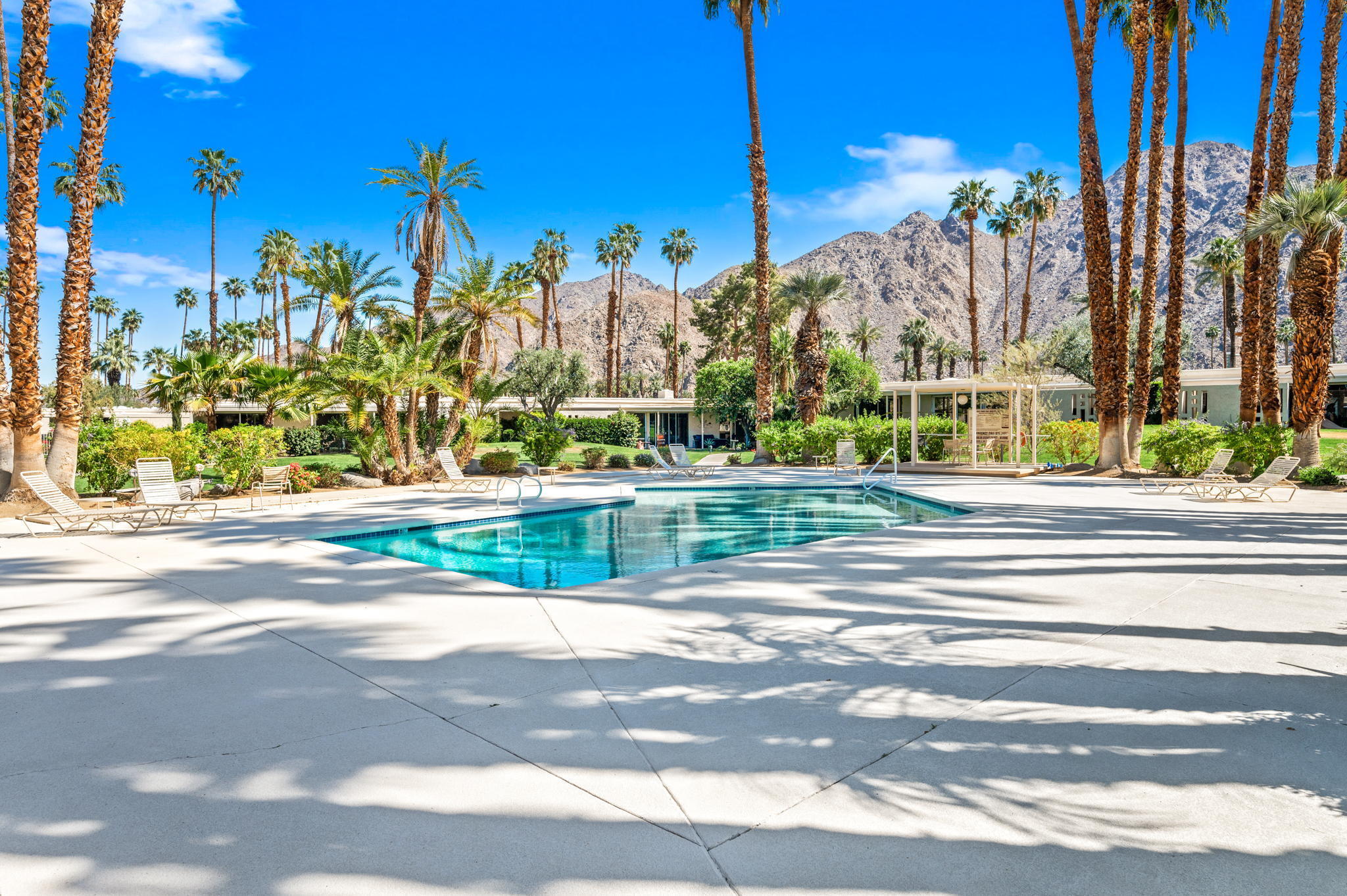 45835 Pawnee Road Indian Wells, CA 92210 - Photo 45 of 46 a view of a city
