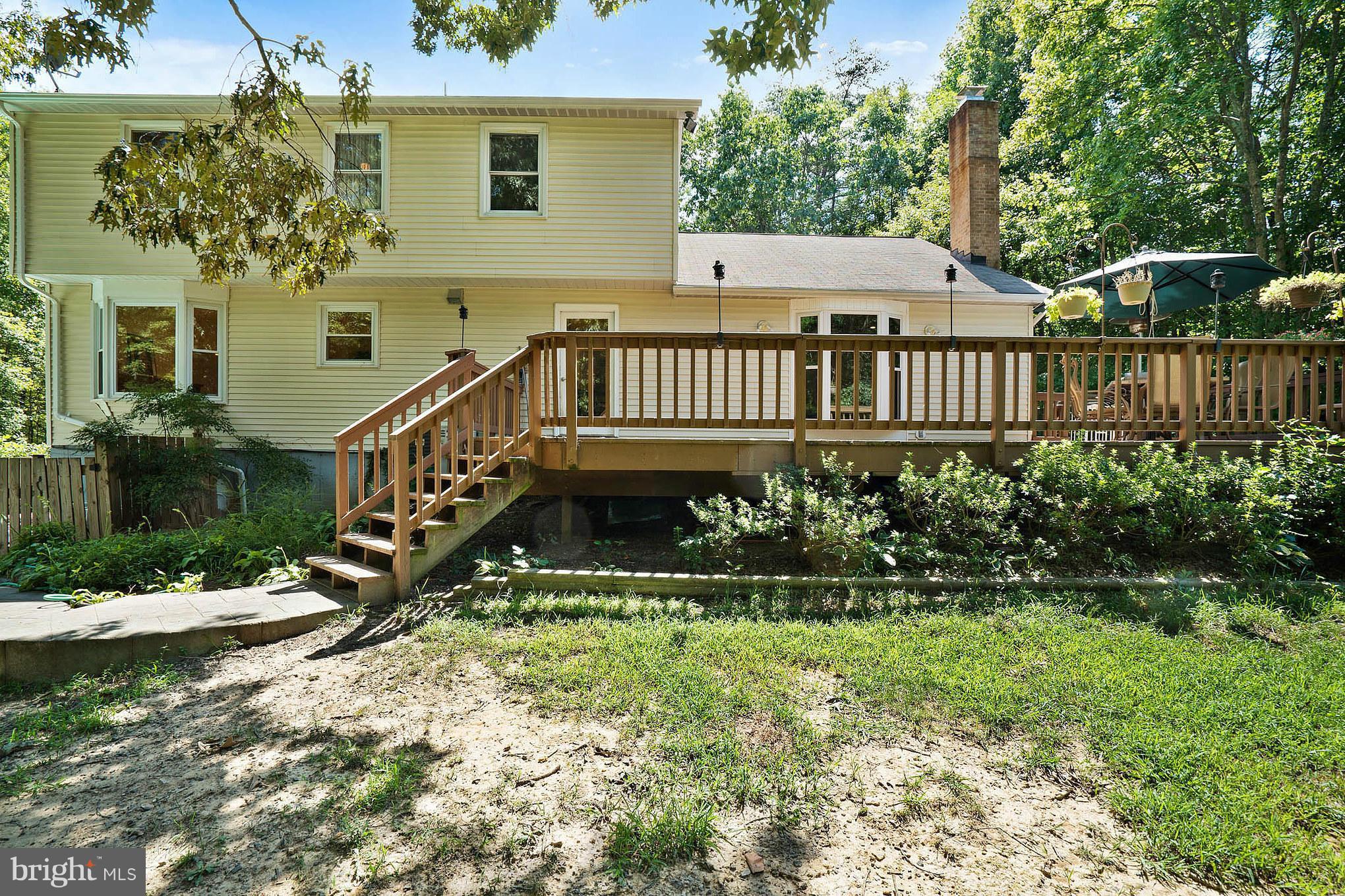 8150 Sinclair Mill Road Manassas, VA 20112 - Photo 24 of 30 Exterior (Rear)