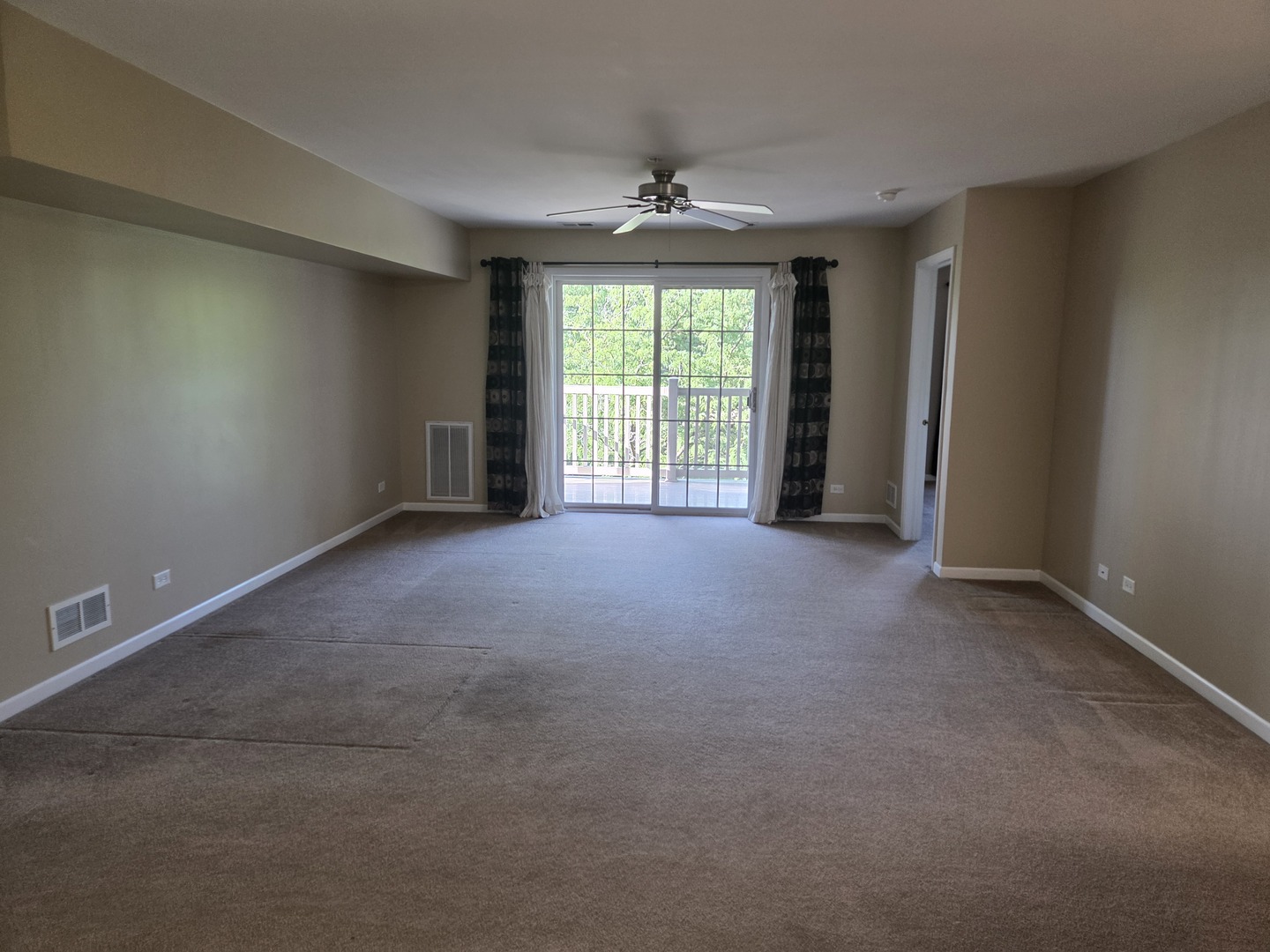 20301 South Pine Hill Road, Unit 2D Frankfort, IL 60423 - Photo 7 of 27
