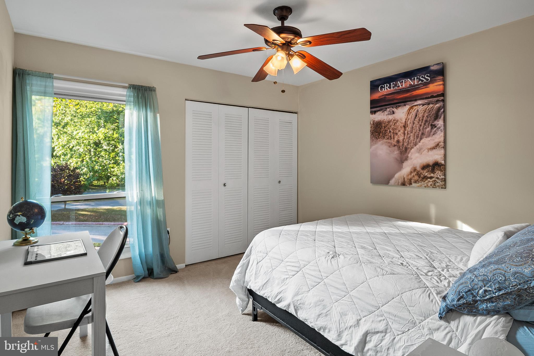 11238 Crystal Run, Unit A Columbia, MD 21044 - Photo 18 of 33 Spacious Bedroom 2 w/ double door closet