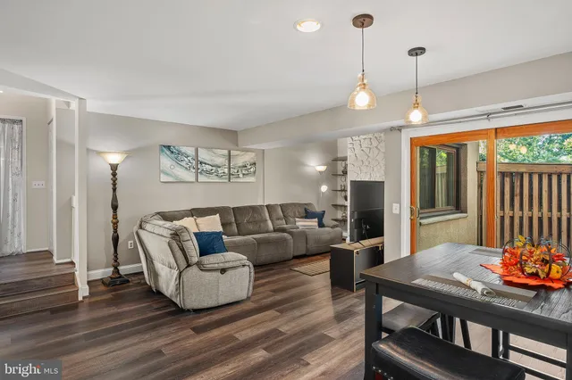 $279,990 | 11238 Crystal Run, Unit A, Columbia, MD 21044