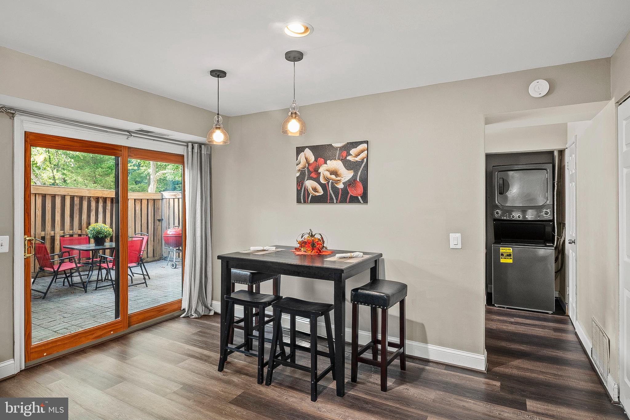 11238 Crystal Run, Unit A Columbia, MD 21044 - Photo 8 of 33 Dining Area w/ access to fenced patio area