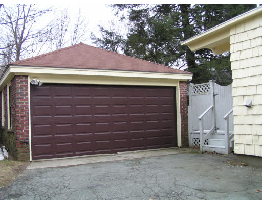 290 Dorset Road Newton, MA 02468 - Photo 18 of 18