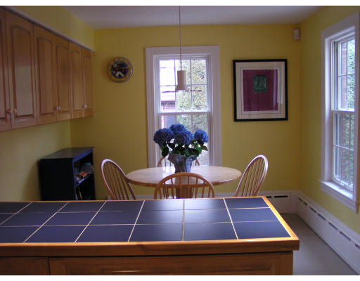 290 Dorset Road Newton, MA 02468 - Photo 6 of 18