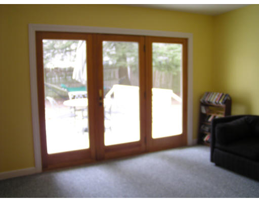 290 Dorset Road Newton, MA 02468 - Photo 8 of 18