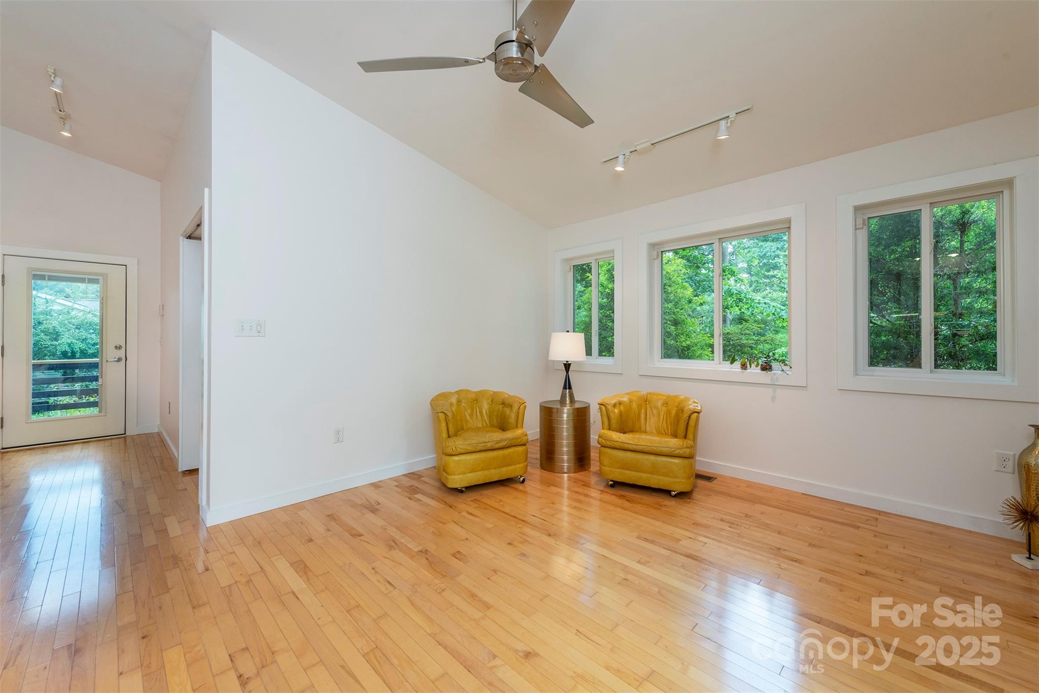 17 Digges Road Asheville, NC 28805 - Photo 13 of 31 Gallery Image 13