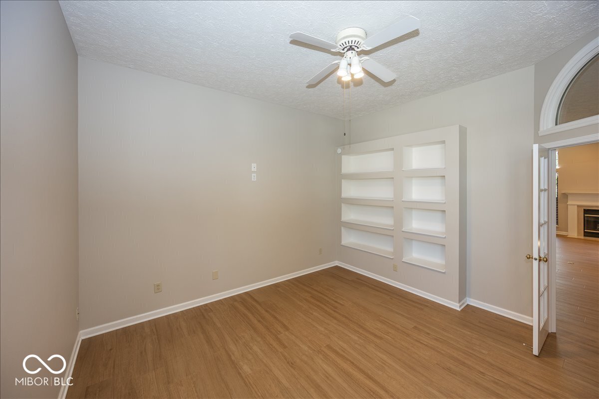 11179 Avery Row Fishers, IN 46038 - Photo 5 of 34