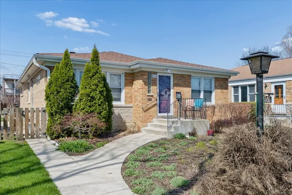 $439,000 | 8136 Kenton Avenue, Skokie, IL 60076
