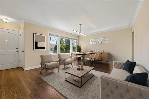 $439,000 | 8136 Kenton Avenue, Skokie, IL 60076
