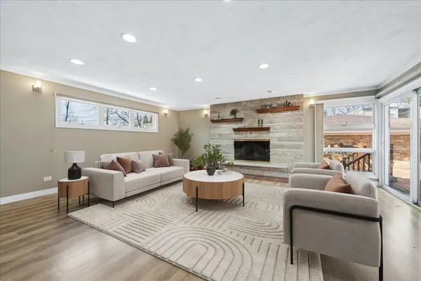 $439,000 | 8136 Kenton Avenue, Skokie, IL 60076