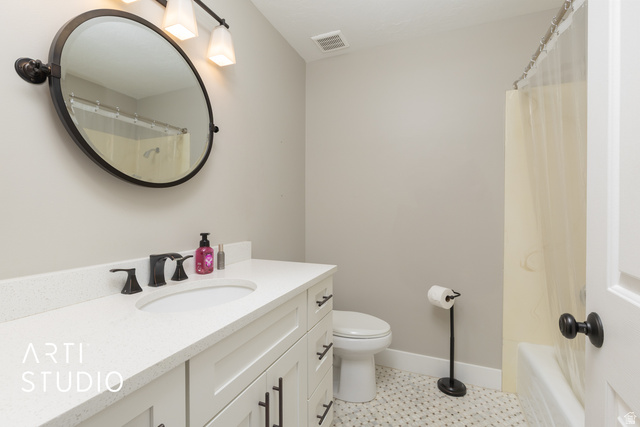 704 West Vahe Street Draper, UT 84020 - Photo 13 of 35 Upstairs bathroom featuring a quartz countertop