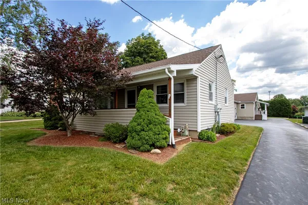 $269,900 | 128 Woodlawn Avenue Northwest, Canton, OH 44708