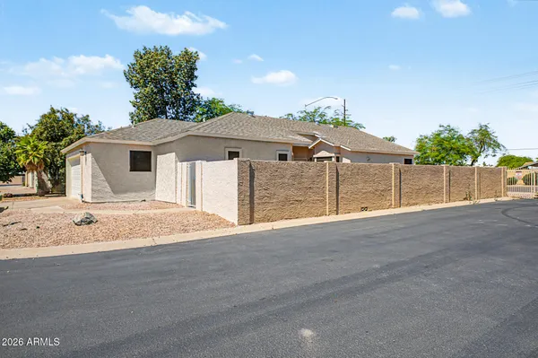 $365,000 | 4725 East Brown Road, Unit 70, Mesa, AZ 85205