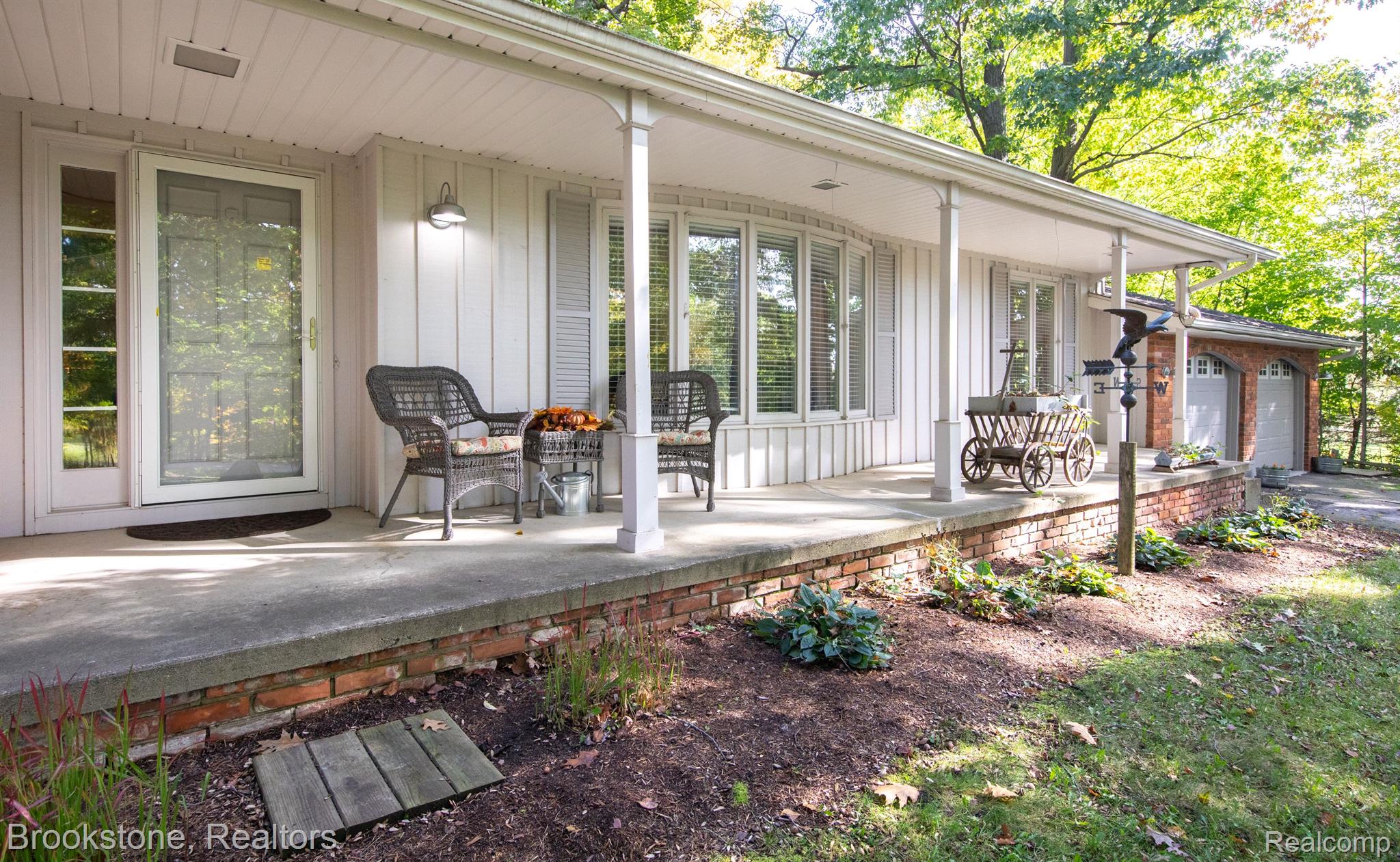 1339 Maple Grove Road Lapeer, MI 48446 - Photo 11 of 42 Lovely covered front porch