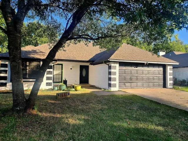 $315,000 | 1631 Stratford Lane, Duncanville, TX 75137