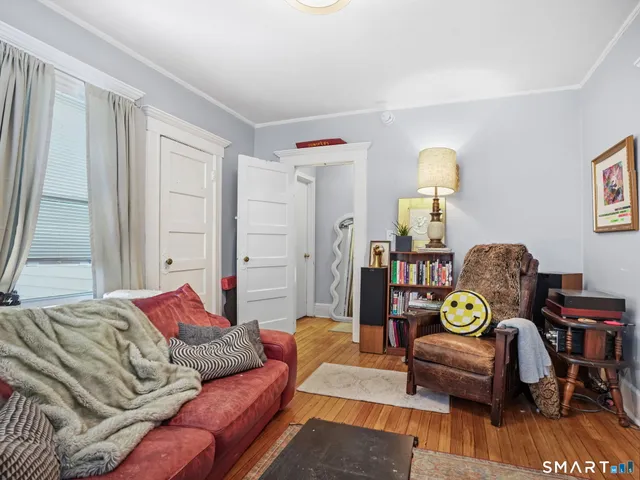 $945,000 | 28 Dolsen Place, Stamford, CT 06901