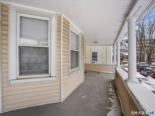 $945,000 | 28 Dolsen Place, Stamford, CT 06901