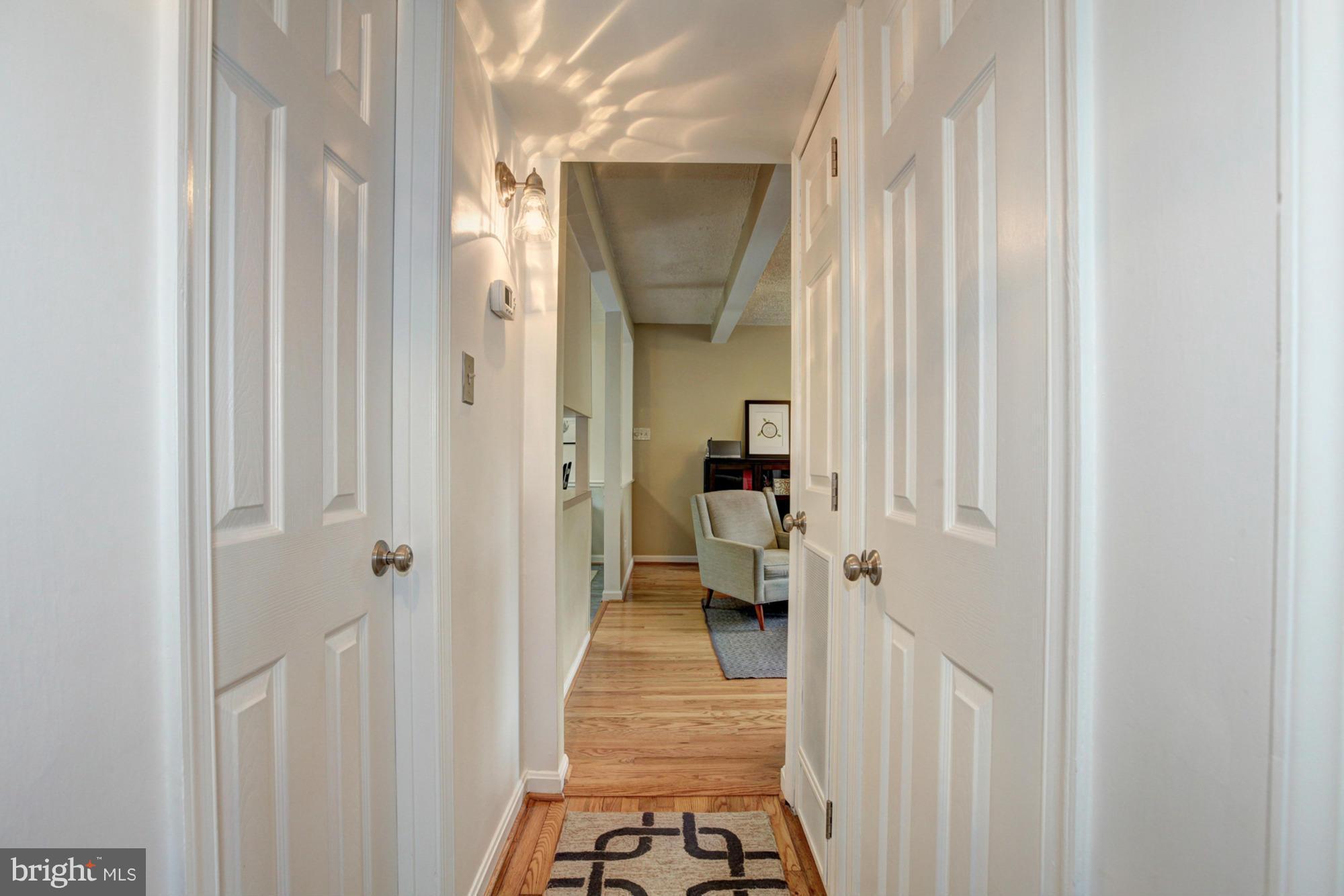 108 Calvert Road Rockville, MD 20850 - Photo 20 of 30 Interior (General)
