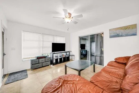 $540,000 | 431 Southwest 1st Avenue, Boynton Beach, FL 33435