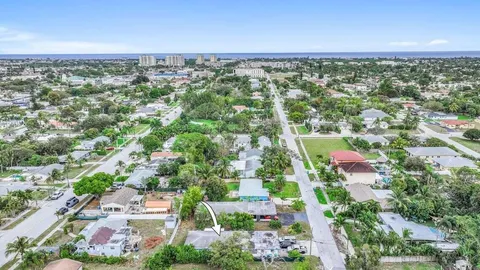 $540,000 | 431 Southwest 1st Avenue, Boynton Beach, FL 33435