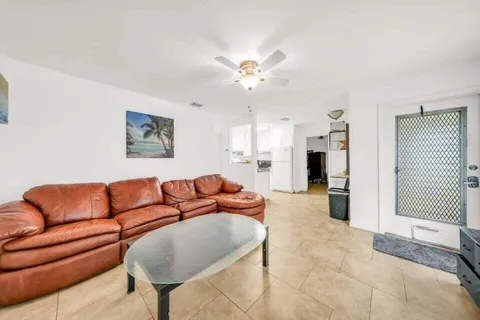 $540,000 | 431 Southwest 1st Avenue, Boynton Beach, FL 33435