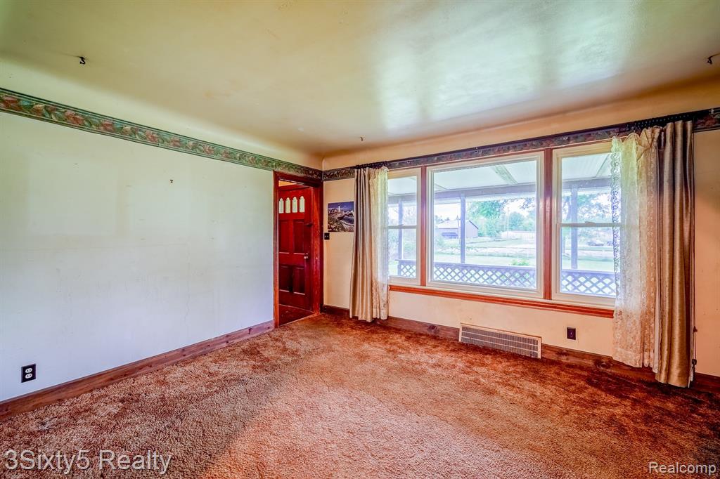 11660 Telegraph Road Carleton, MI 48117 - Photo 10 of 30