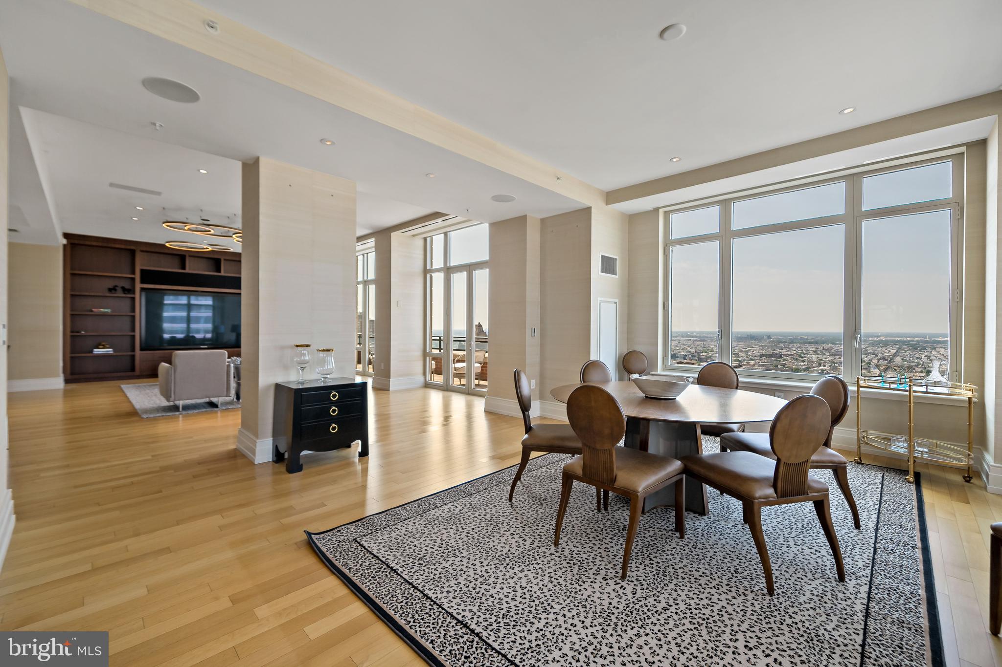 130 South 18th Street, Unit 3102 Philadelphia, PA 19103 - Photo 15 of 43 Dining is Open to Both Living Room and Kitchen