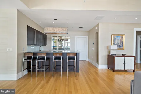 $6,500,000 | 130 South 18th Street, Unit 3102, Philadelphia, PA 19103