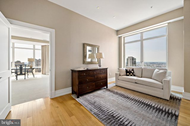 $6,500,000 | 130 South 18th Street, Unit 3102, Philadelphia, PA 19103