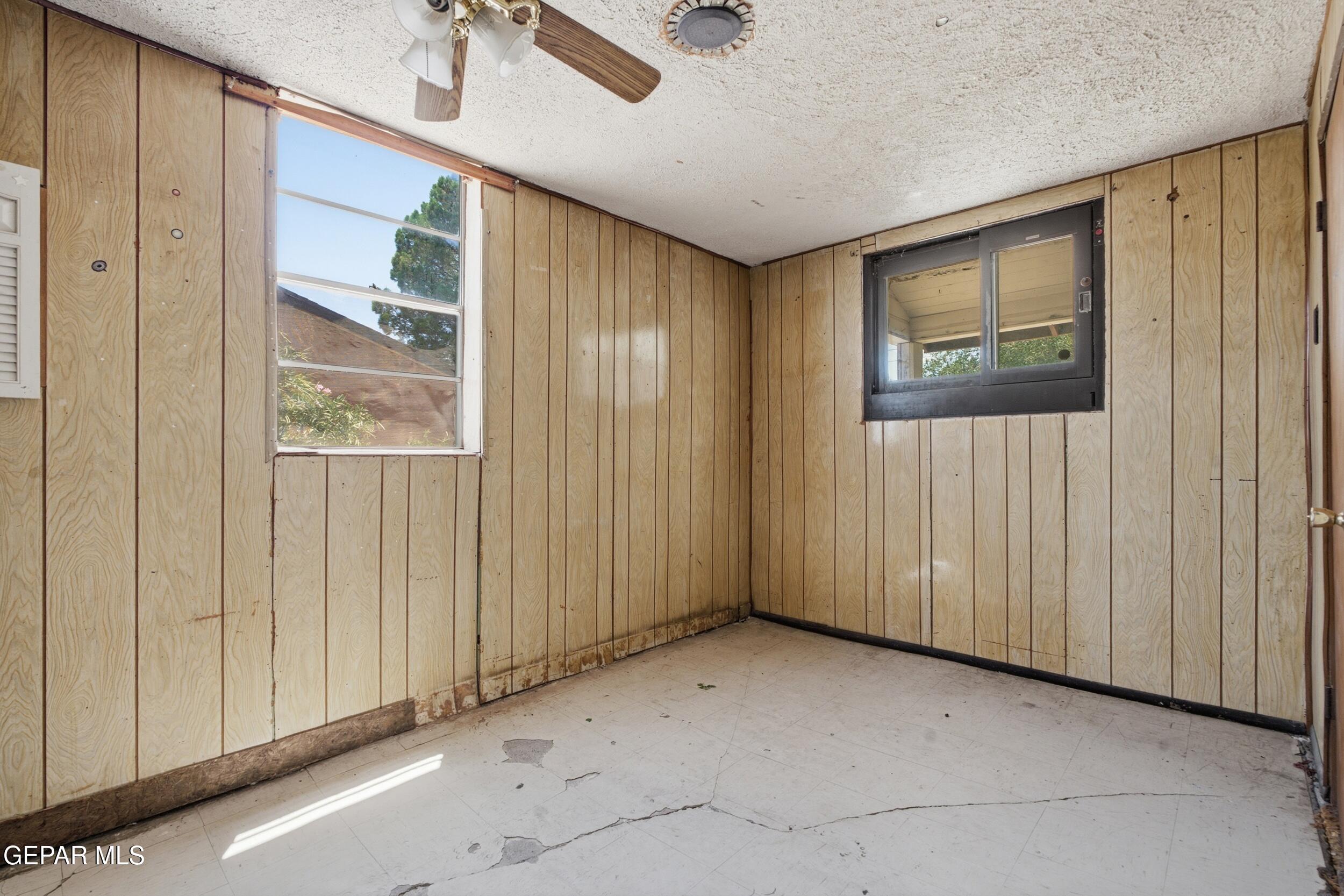 257 San Elizario Road Clint, TX 79836 - Photo 23 of 42 DSC05366