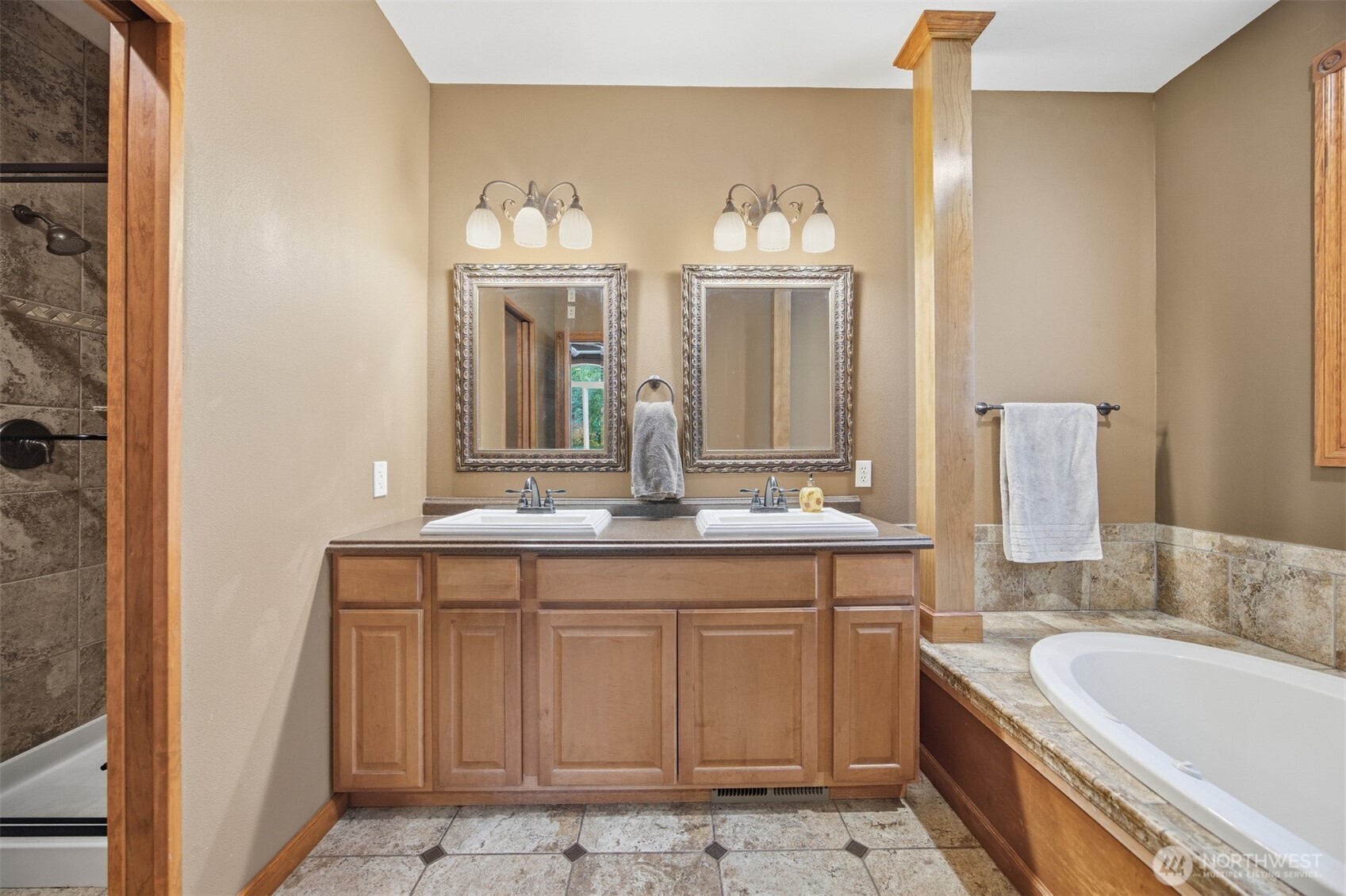 2139 H Street Road Blaine, WA 98230 - Photo 22 of 40