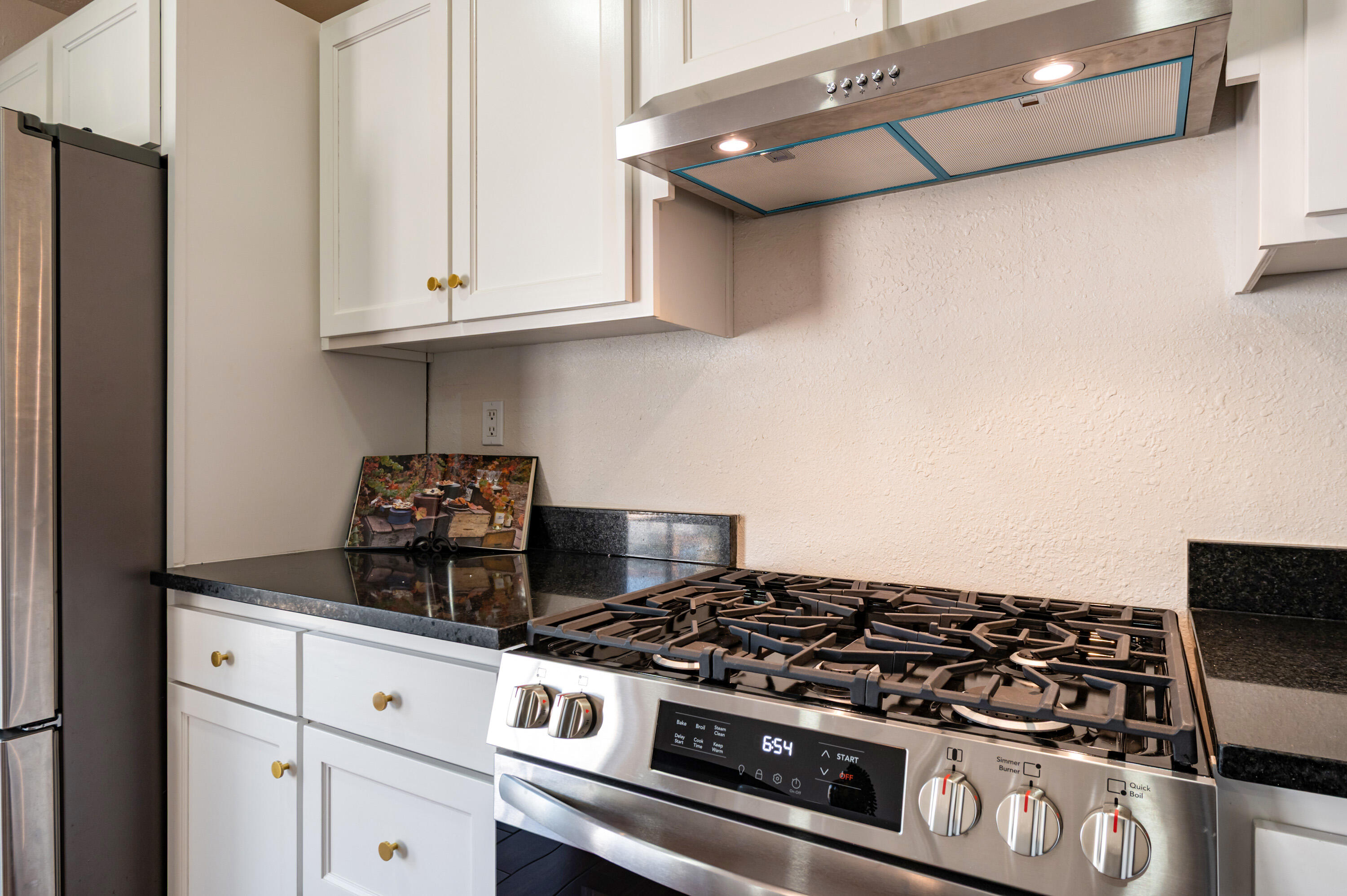 9501 Sunspot Road Southwest Albuquerque, NM 87121 - Photo 16 of 31 Gallery Image 16