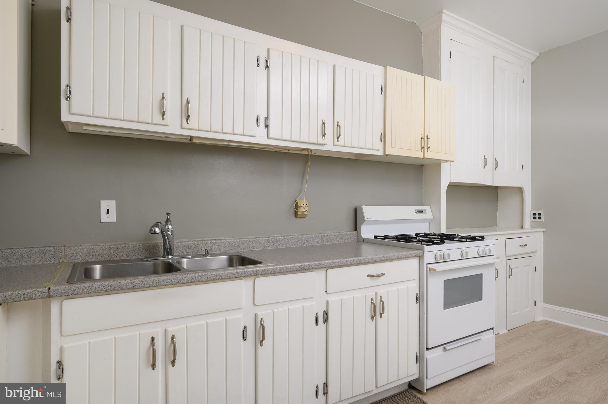 423 Ripka Street Philadelphia, PA 19128 - Photo 11 of 25