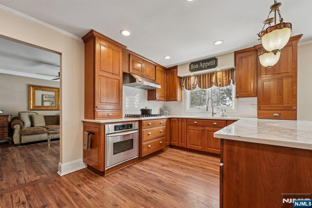 910 Huron Road Franklin Lakes, NJ 07417 - Photo 6 of 41