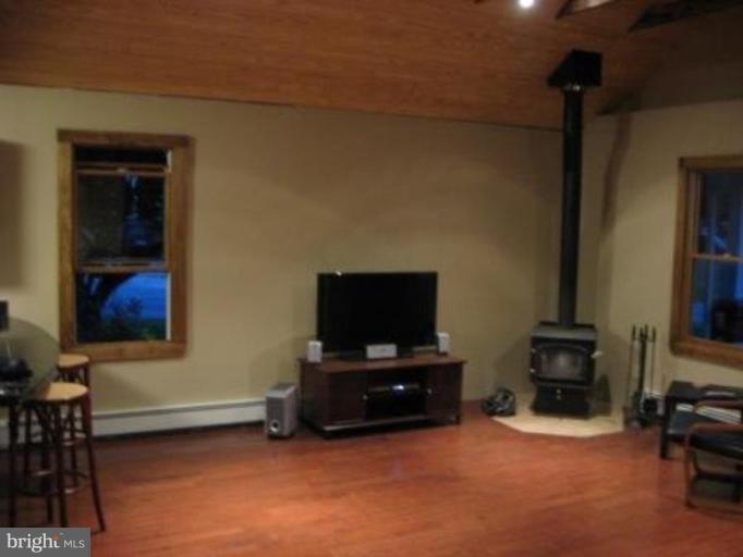 6812 Columbia Road Middle River, MD 21220 - Photo 20 of 21 Great Room