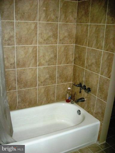6812 Columbia Road Middle River, MD 21220 - Photo 9 of 21 Bath #1