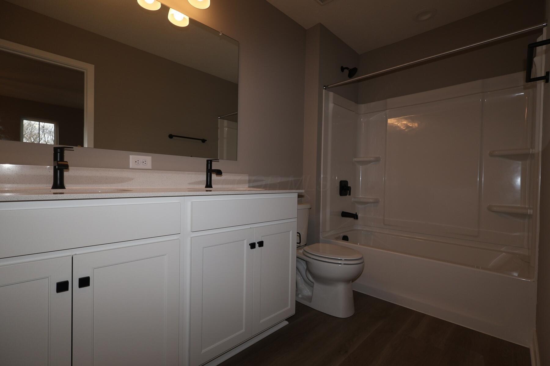 301 Reign Way Pataskala, OH 43062 - Photo 12 of 24 Bathroom