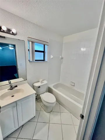 $1,950 | 2479 Northwest 49th Terrace, Coconut Creek, FL 33063