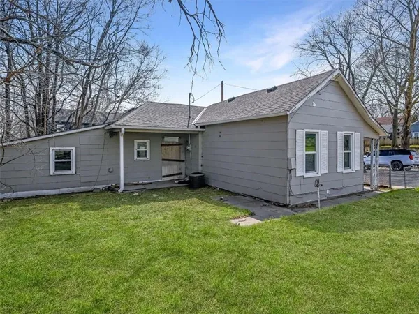 $125,000 | 408 North 5th Street, Leavenworth, KS 66048