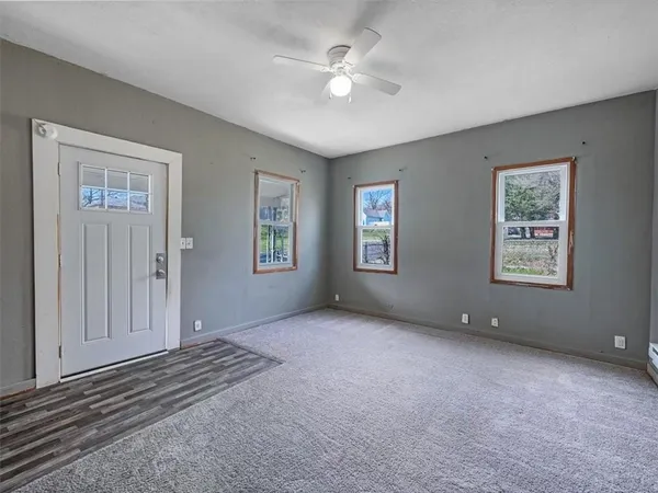 $125,000 | 408 North 5th Street, Leavenworth, KS 66048
