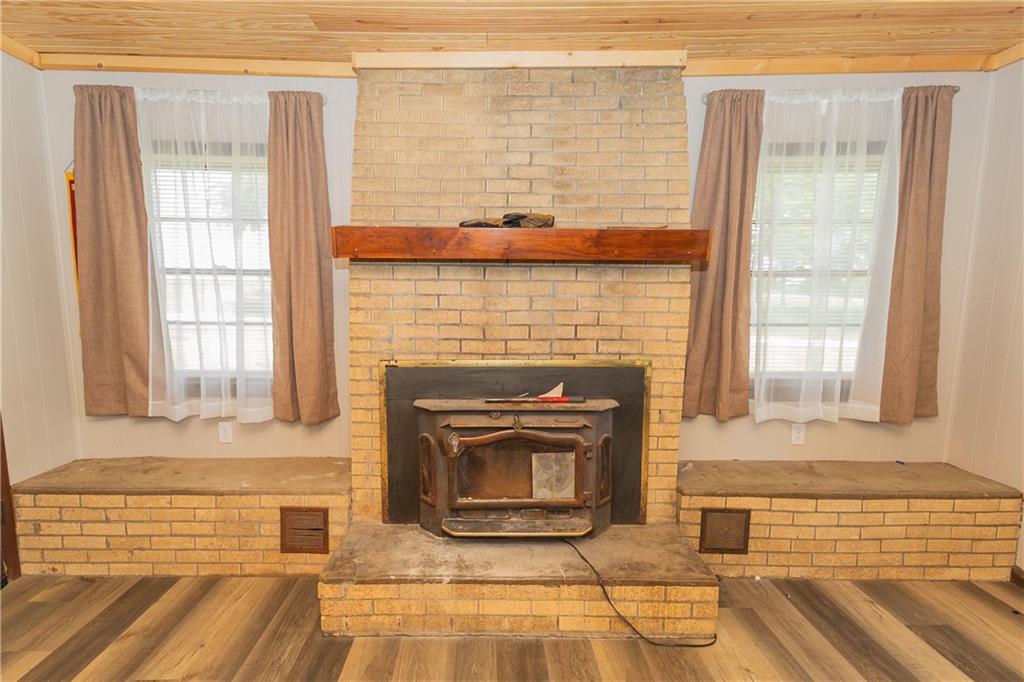 2039 26000 Road Parsons, KS 67357 - Photo 8 of 47 Gallery Image 8