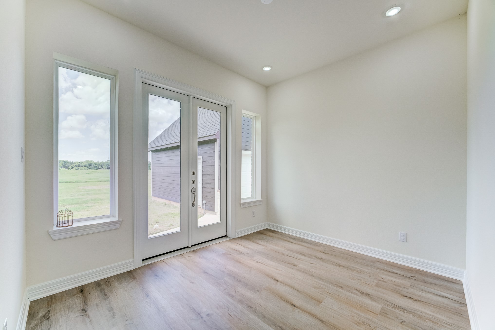 1720 Flintlock Court Angleton, TX 77515 - Photo 29 of 45 4th bedroom
