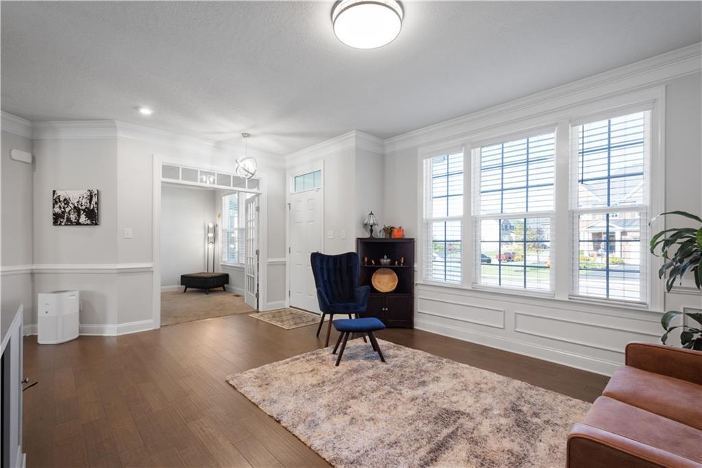 217 Sonni Lane McKees Rocks, PA 15136 - Photo 10 of 34 a living room with furniture and a window