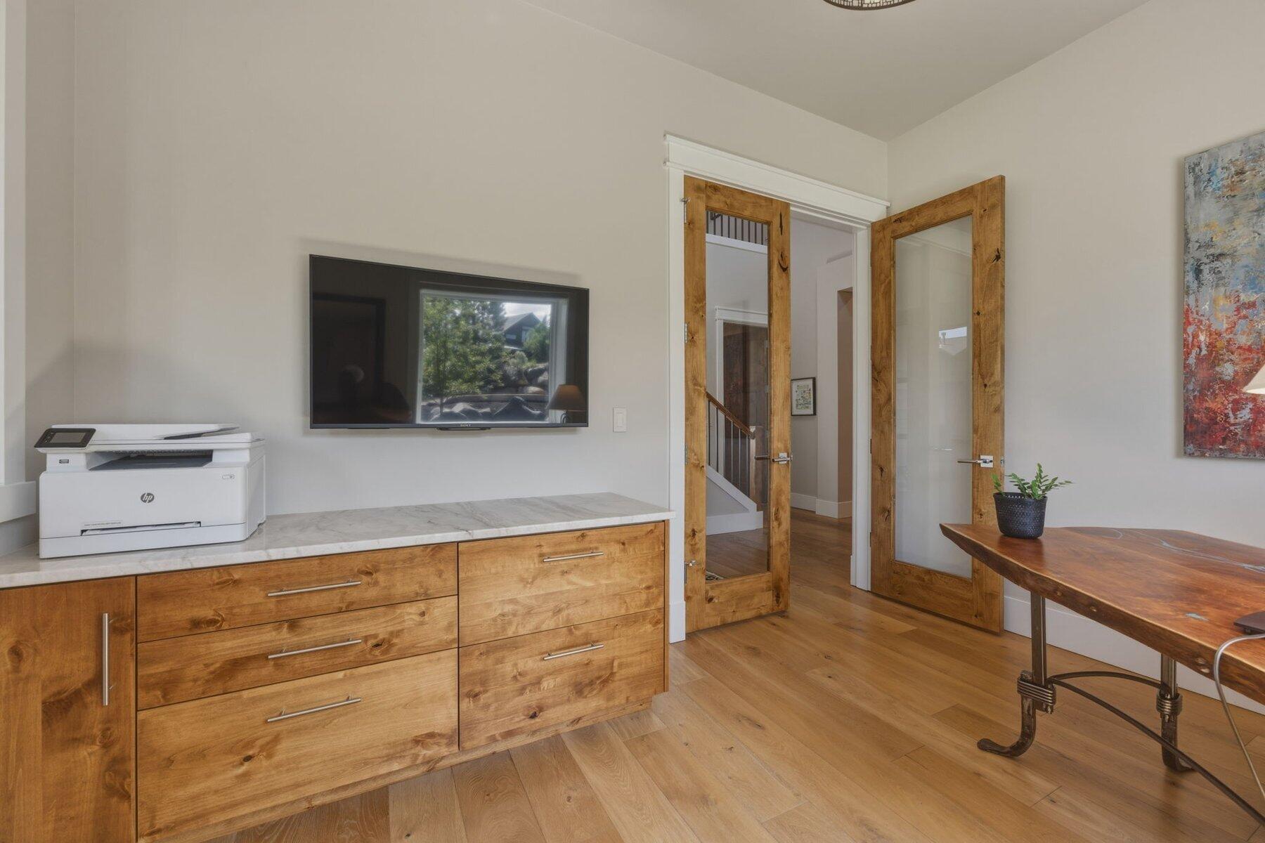 61348 Triple Knot Road Bend, OR 97702 - Photo 8 of 79