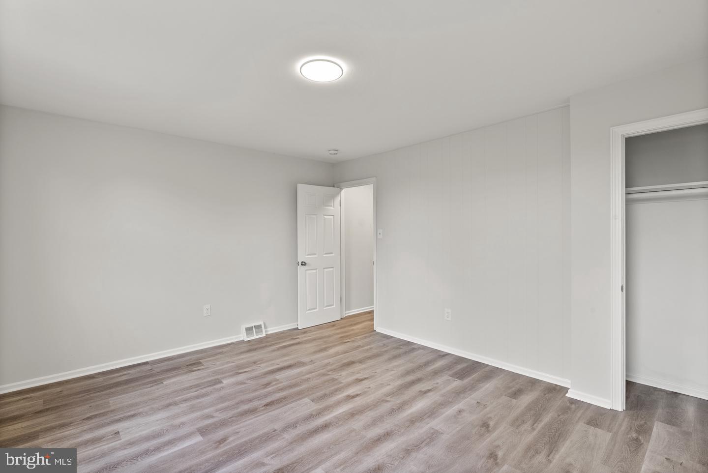 8047 Park Haven Road Baltimore, MD 21222 - Photo 12 of 26 Gallery Image 12