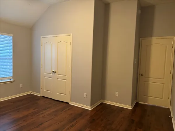 $2,400 | 2711 Kimbleton Court, Houston, TX 77082