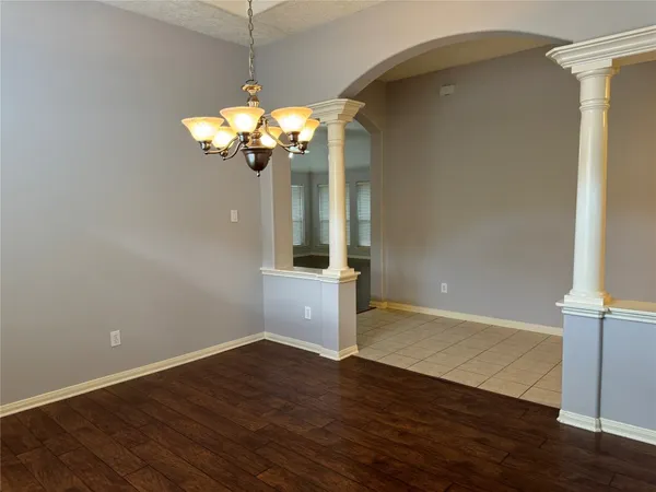 $2,400 | 2711 Kimbleton Court, Houston, TX 77082