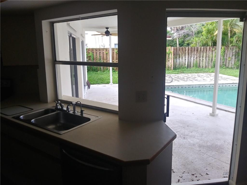 161 Southwest 11th Court Boca Raton, FL 33486 - Photo 5 of 16 Photo 5